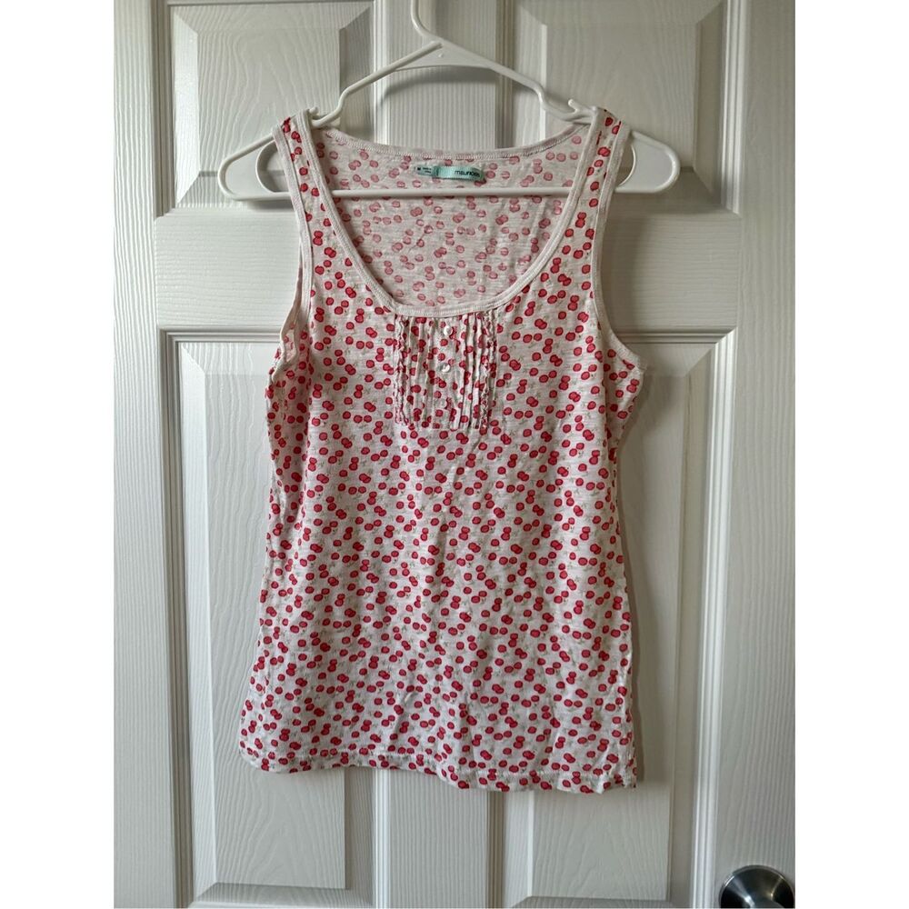 Maurices Tank Top Medium Women's Cherry White y2k 2000s Strawberry Shortcake